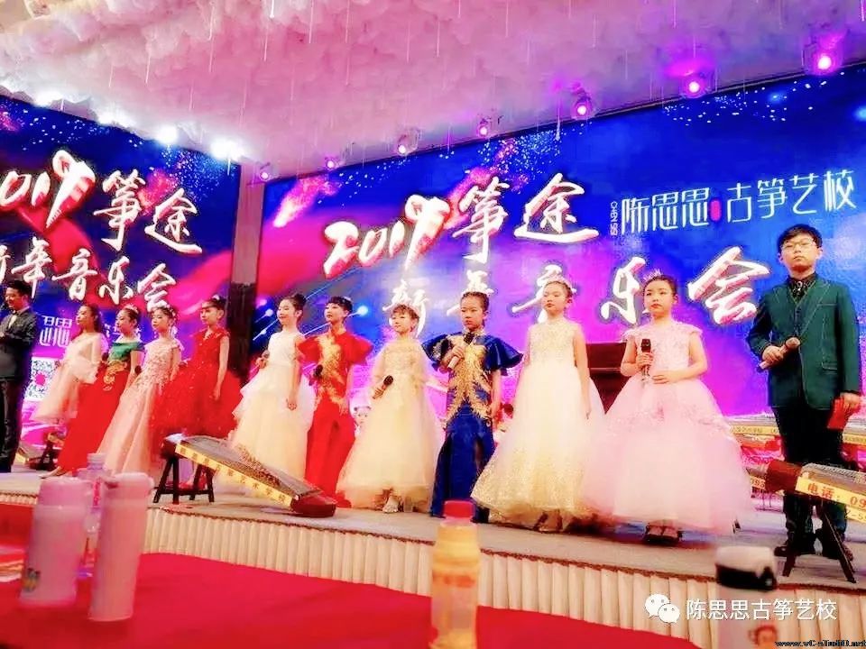 瓜州县陈思思古筝艺校第一届周年校庆“明星”小小主持人——选拔赛开始了