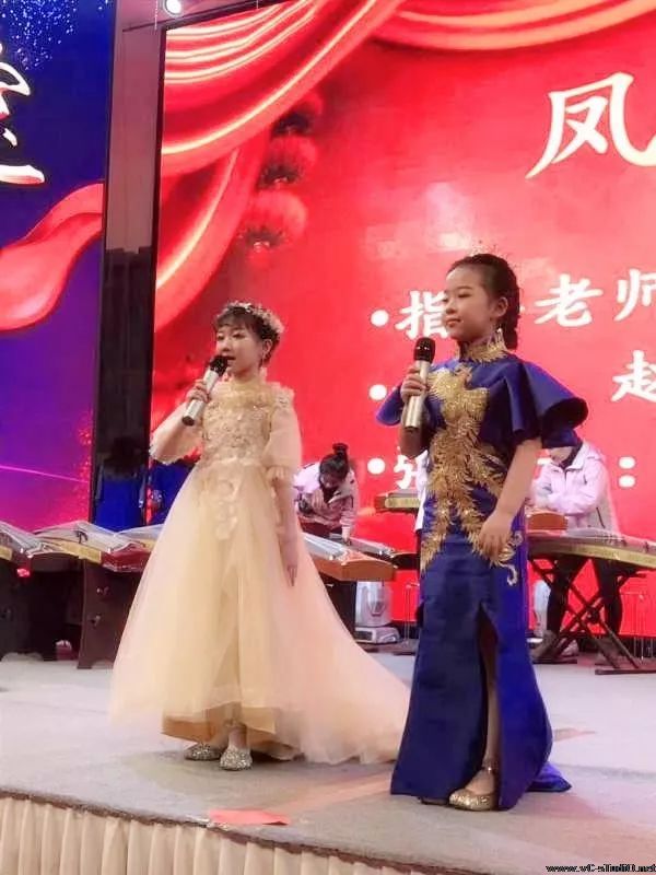 瓜州县陈思思古筝艺校第一届周年校庆“明星”小小主持人——选拔赛开始了
