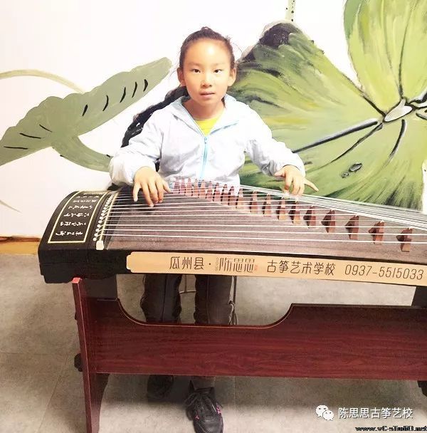 “小小主持人”选手介绍