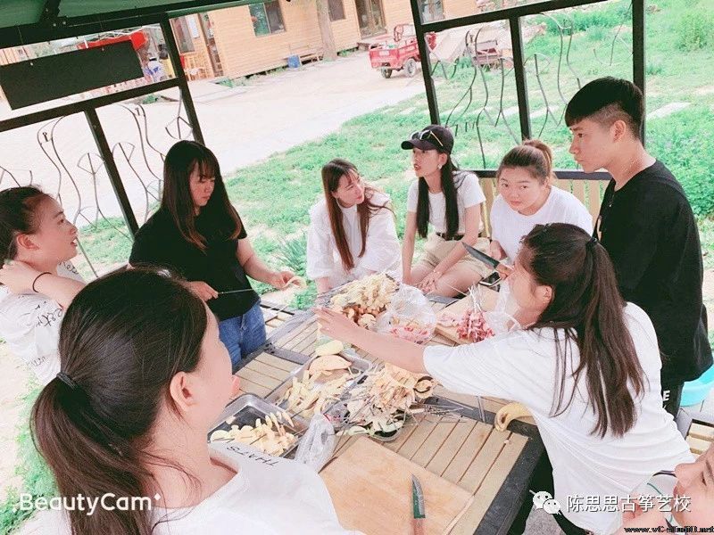 陈思思古筝艺校第三届“筝途”系列活动开始啦！