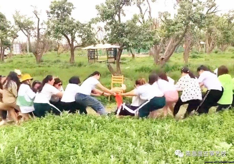 陈思思古筝艺校第三届“筝途”系列活动开始啦！