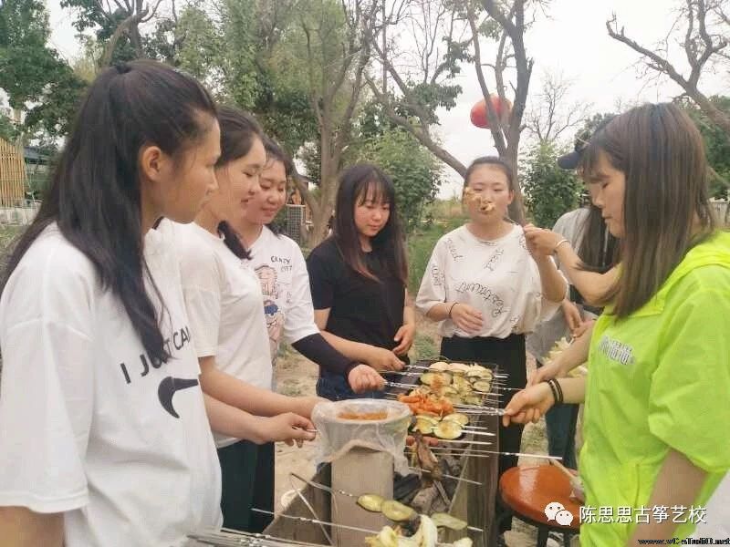 陈思思古筝艺校第三届“筝途”系列活动开始啦！