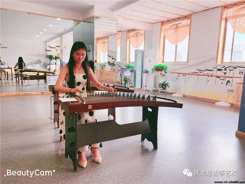 陈思思古筝艺校“教师队伍考核”开始啦!