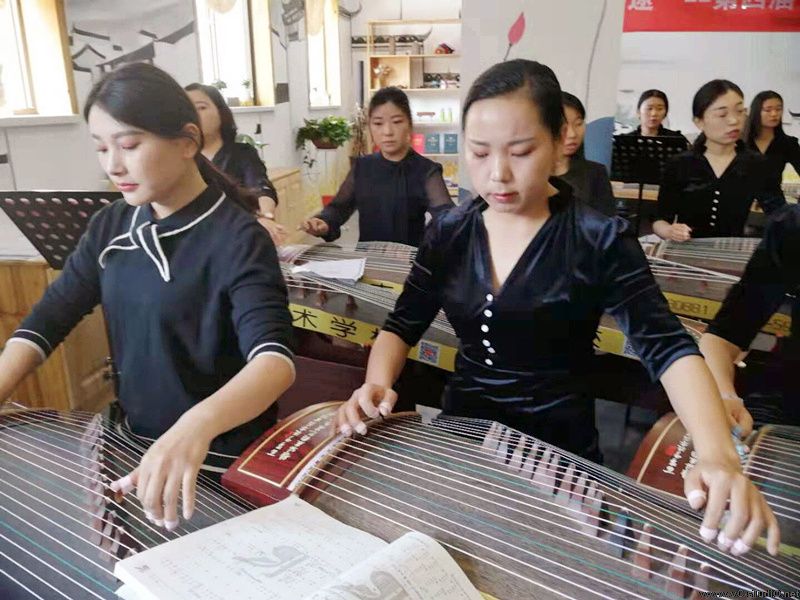 陈思思古筝艺校艺校“筝途”系列活动---第四届大型公益类高级师资培训