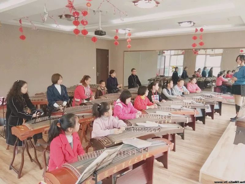 陈思思古筝艺校——宝鸡校区