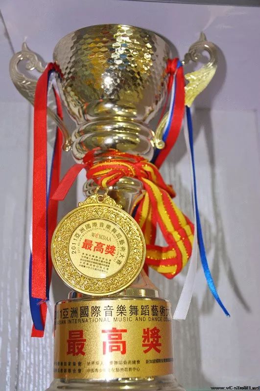 陈思思古筝艺校——宝鸡校区