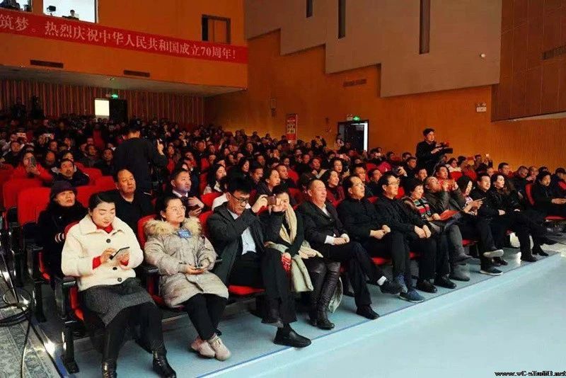 陈思思古筝艺校参加酒泉市第四届文联代表大会文艺晚会