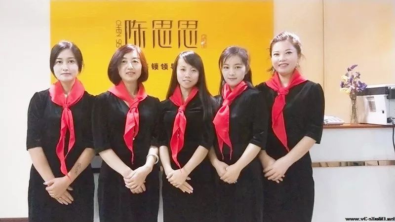 陈思思古筝艺校关爱贫困留守儿童公益行动