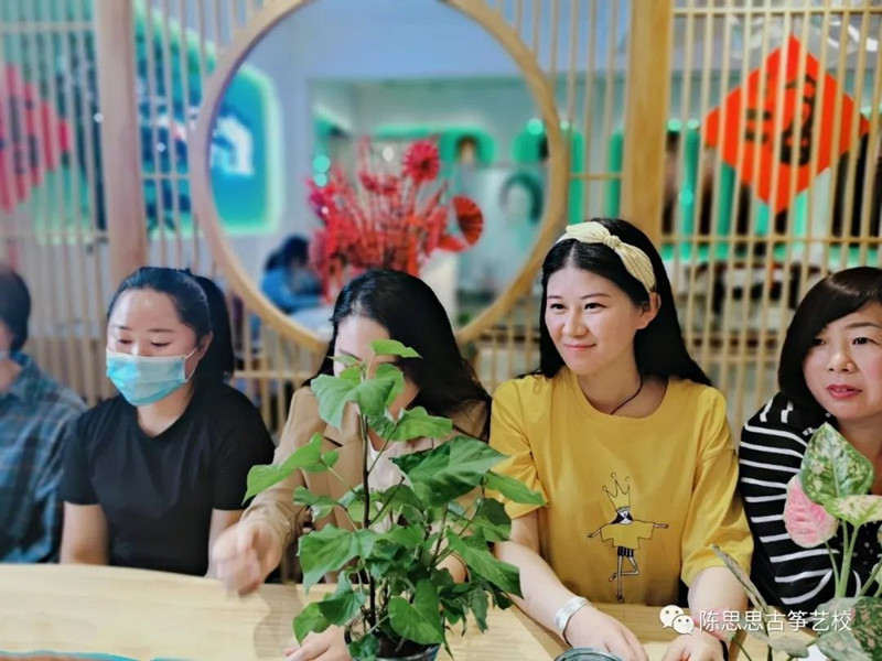 陈思思古筝艺校——让阅读成为一种习惯