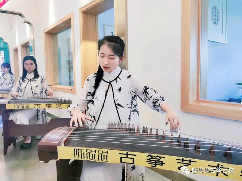 陈思思古筝艺校——美好如期而至