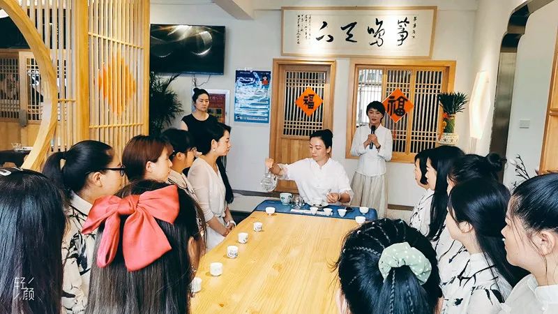 陈思思古筝艺校茶艺研修课