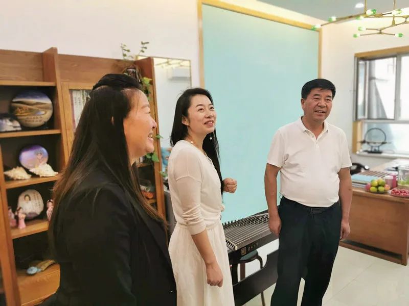 市委统战部来我校调研工作