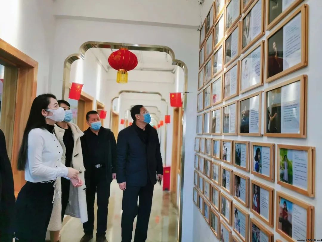酒泉市肃州区教育局与金塔教育局来我校调研工作