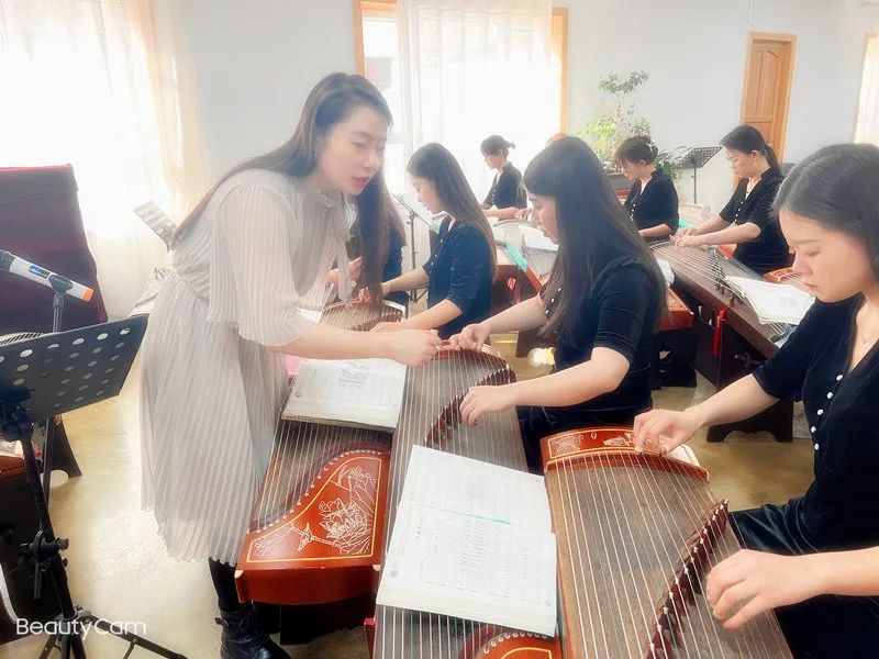 陈思思古筝艺校“筝途”系列活动—第五届公益师资培训