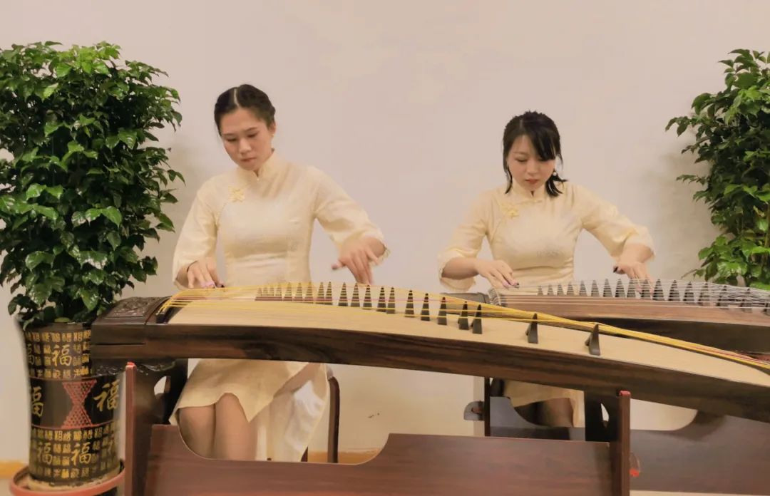 陈思思艺术学校“书香酒泉”第三期亲子读书会