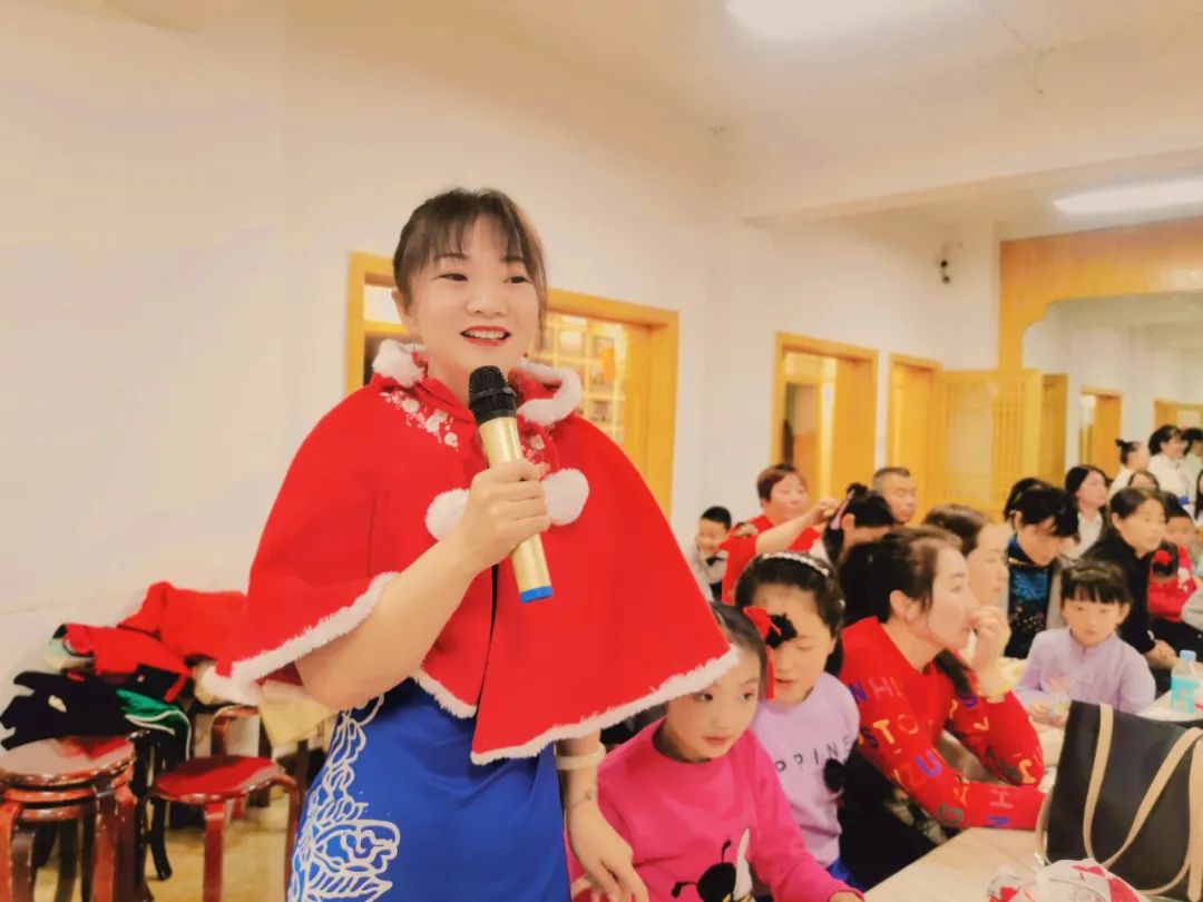 陈思思艺术学校“书香酒泉”第三期亲子读书会