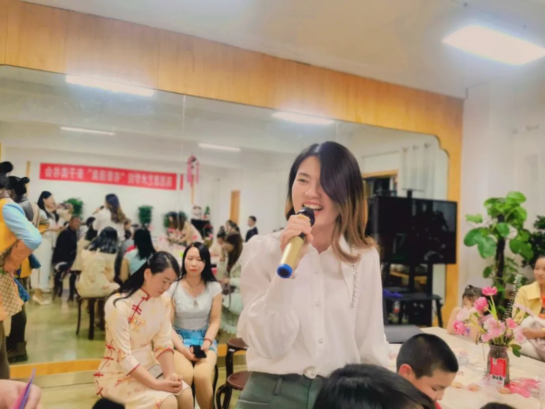 陈思思艺术学校“书香酒泉”第三期亲子读书会