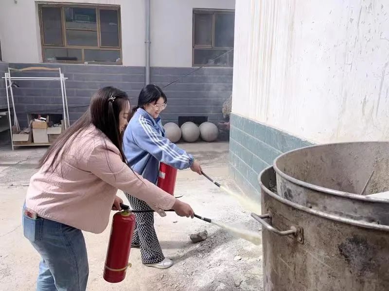 陈思思艺术学校——防灾减灾安全知识学习