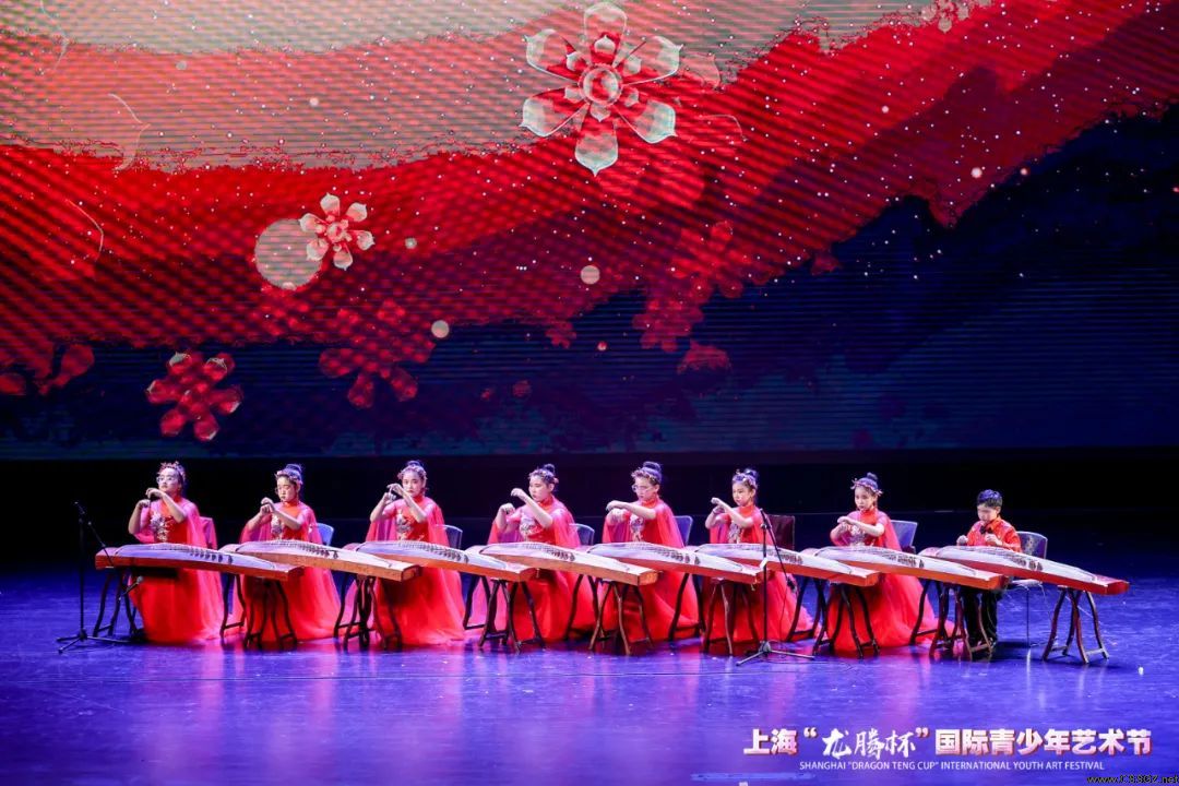陈思思艺术学校赴上海参赛——获奖背后的付出与感激
