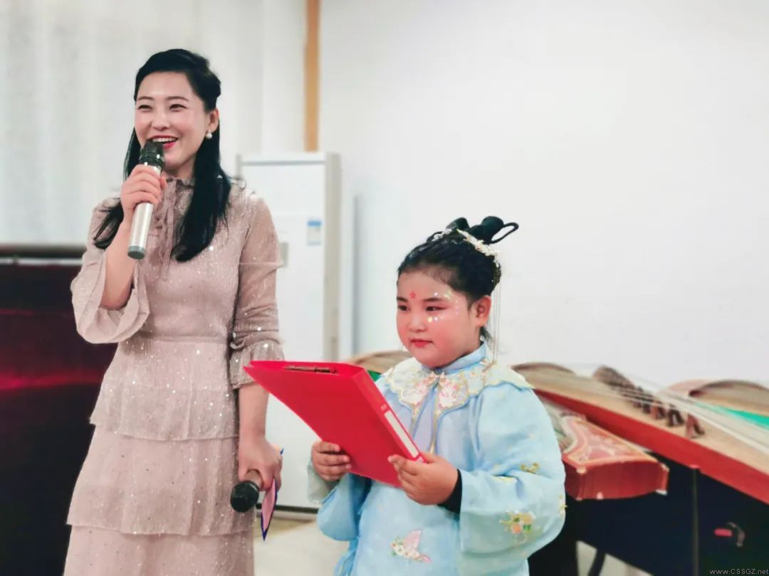 陈思思艺术学校“重阳敬老”传统文化主题读书会