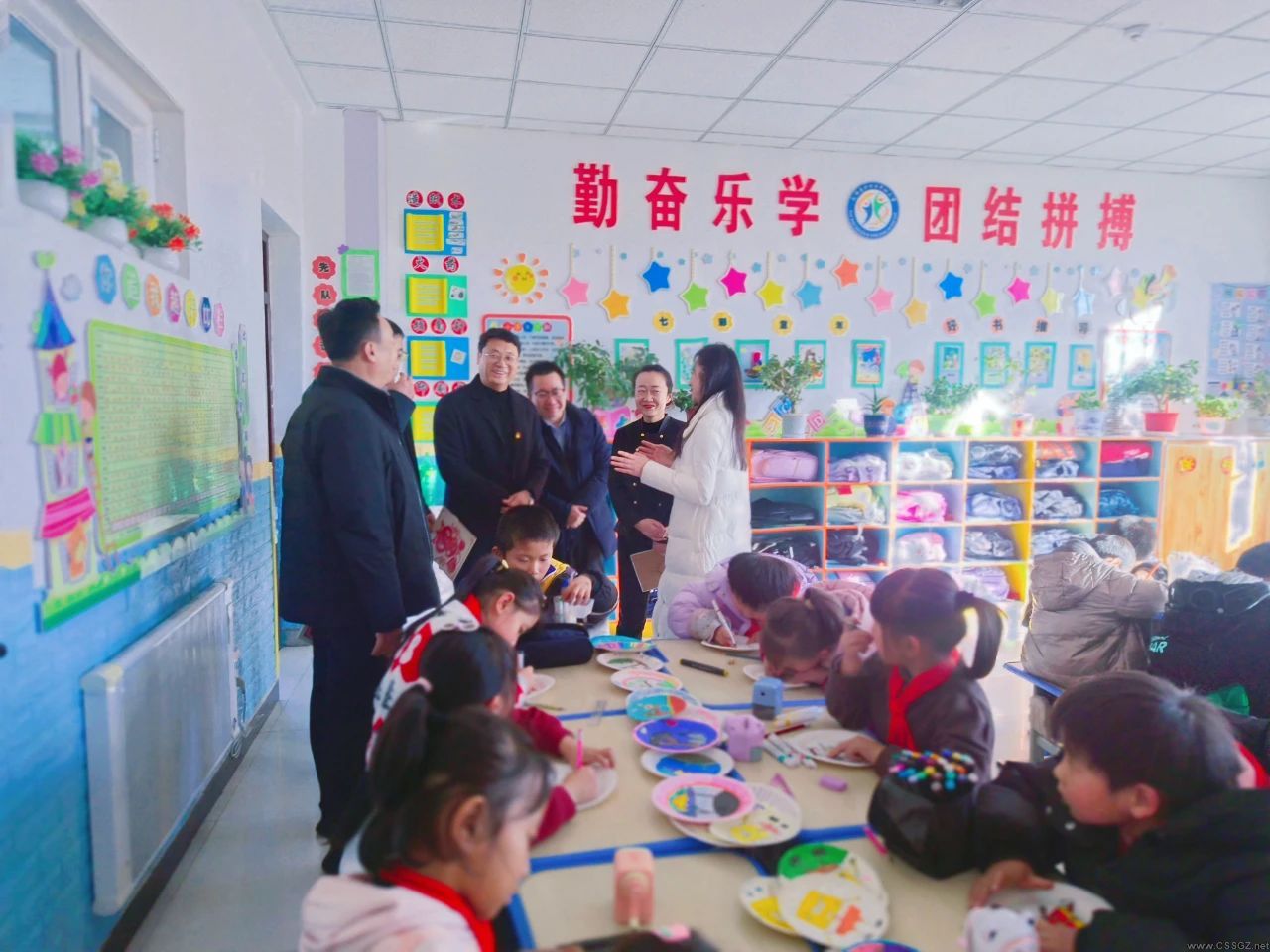 陈思思艺术学校“爱心助力 与你同行”公益行动