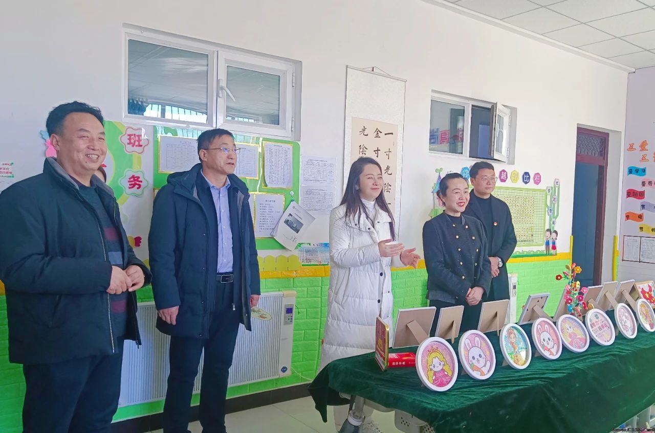 陈思思艺术学校“爱心助力 与你同行”公益行动