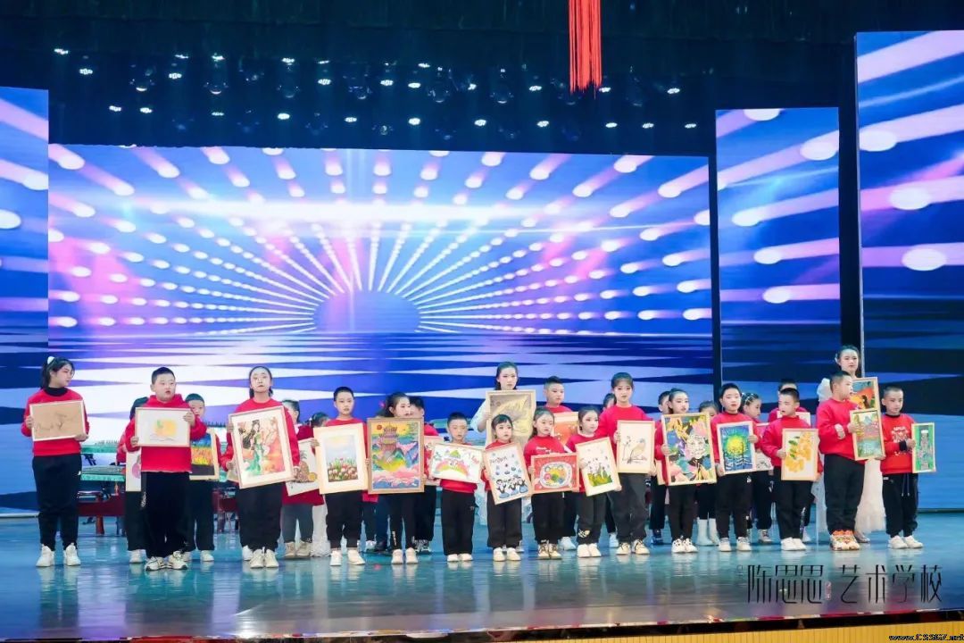 陈思思艺术学校2024璀璨之星跨年音乐会圆满落幕
