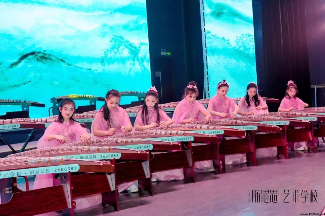 陈思思艺术学校2024璀璨之星跨年音乐会圆满落幕