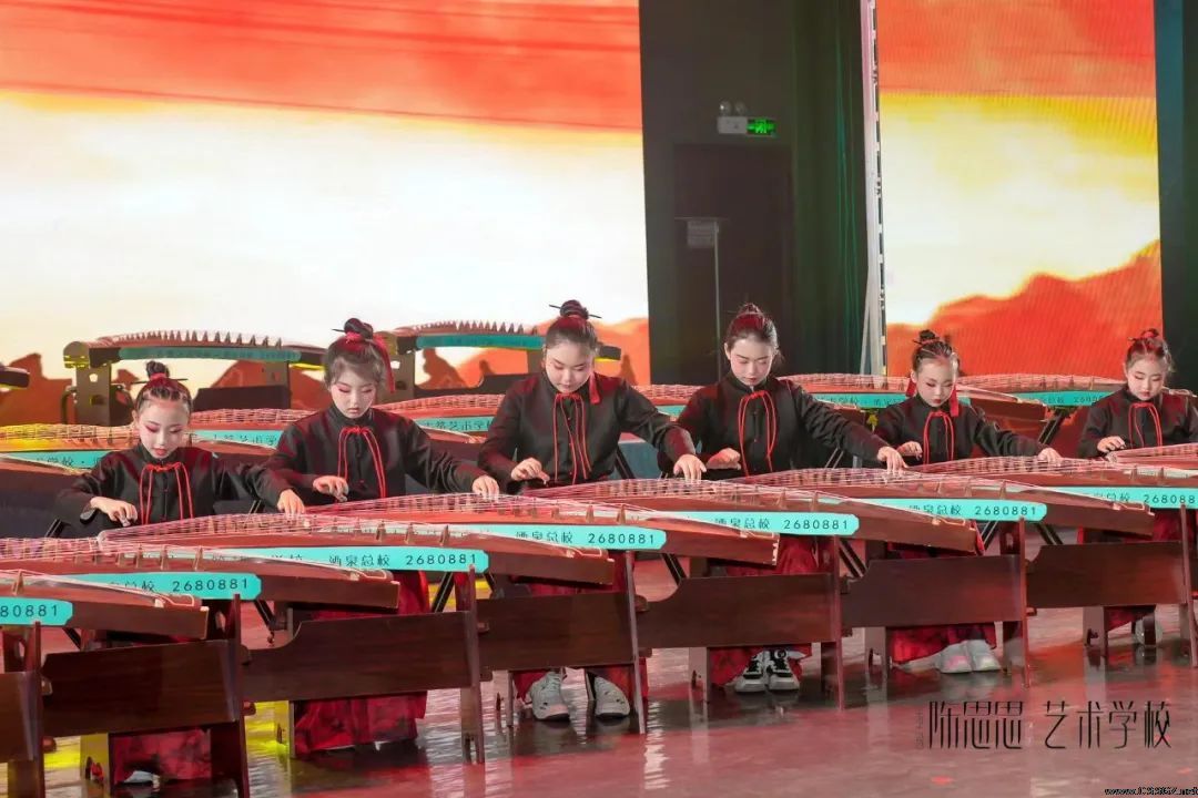 陈思思艺术学校2024璀璨之星跨年音乐会圆满落幕