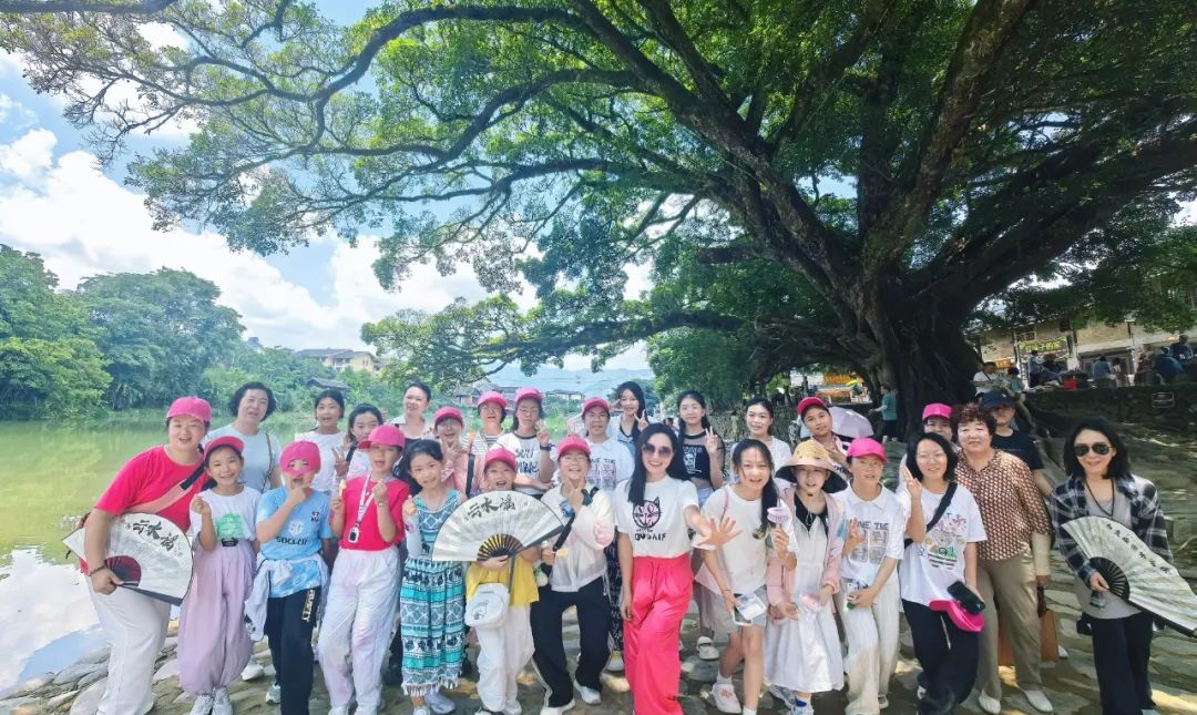 陈思思艺术学校——厦门大赛圆满成功
