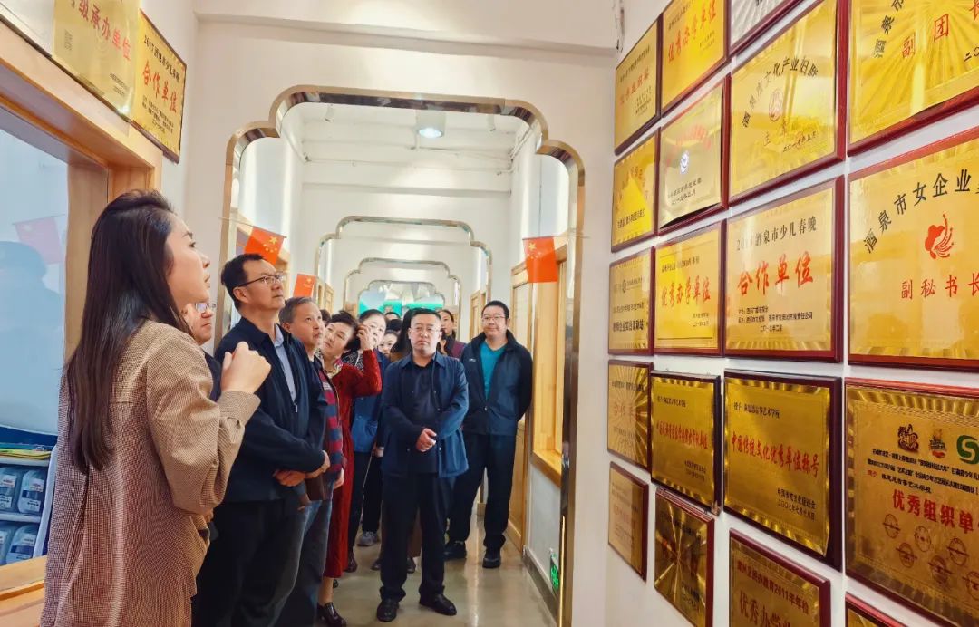 热烈欢迎——农工党肃州区委会主题活动走进陈思思艺术学校