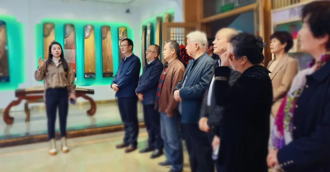 热烈欢迎——农工党肃州区委会主题活动走进陈思思艺术学校