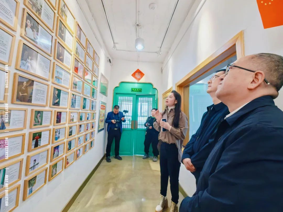 热烈欢迎——农工党肃州区委会主题活动走进陈思思艺术学校