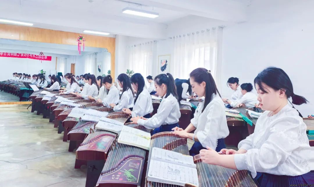 传承传统文化——陈思思艺术学校第七届古筝师资培训班