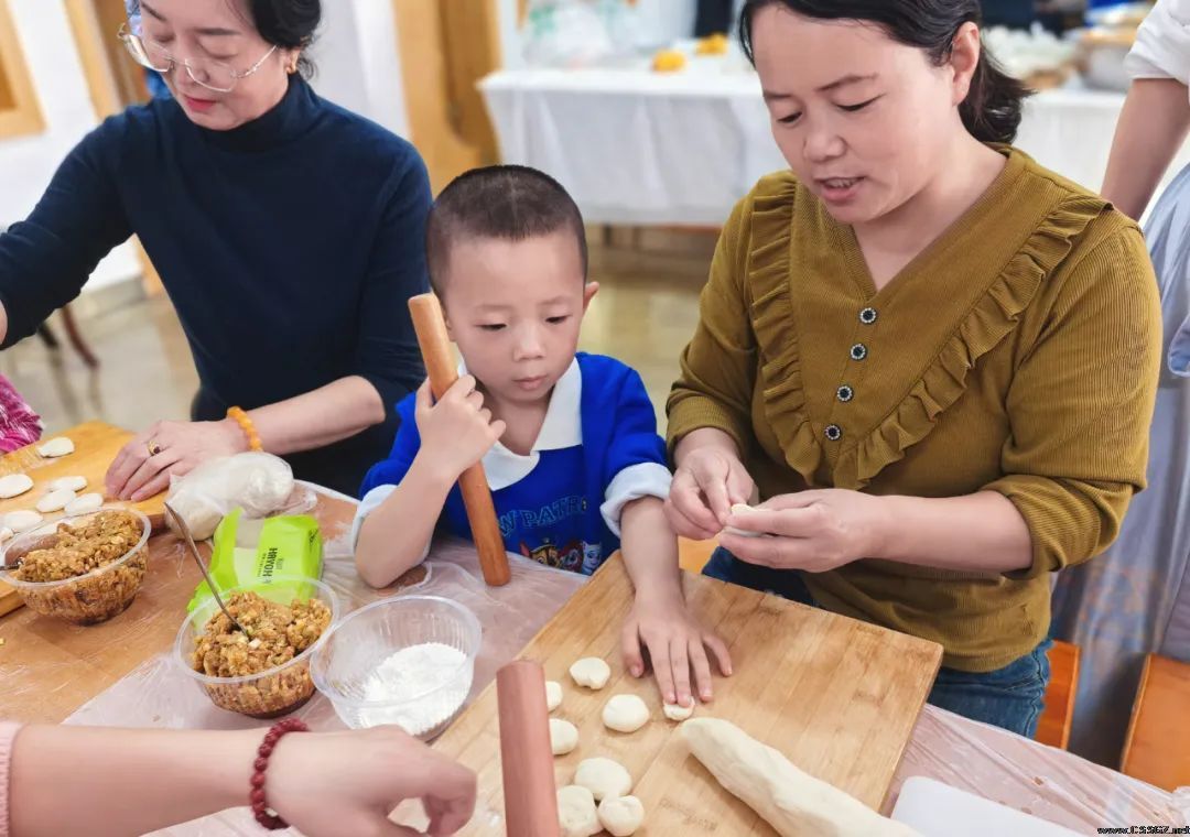陈思思艺术学校——