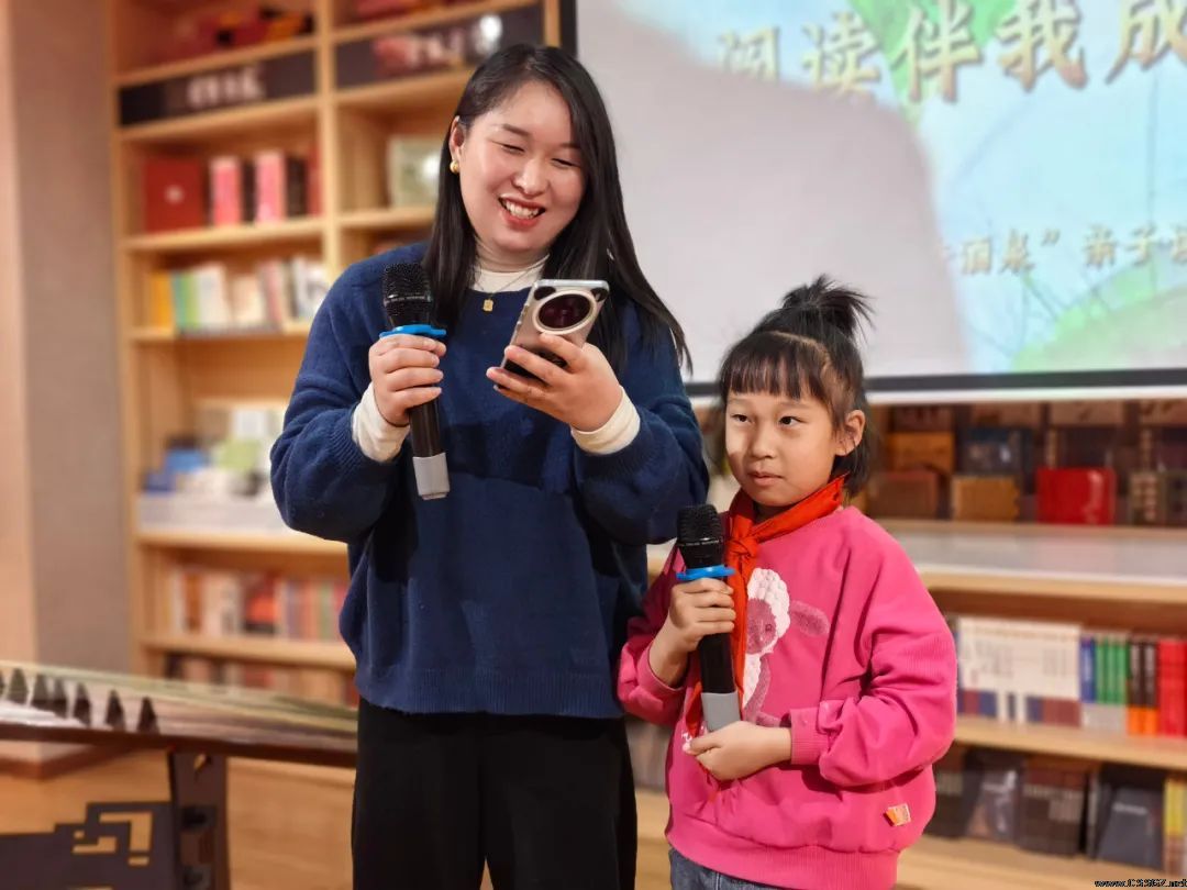 陈思思艺术学校——“书香酒泉”亲子读书会